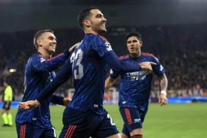 Nema Đokereša, nema veze, tu je Merino - Arsenal lako kroz Prag, novi kiks Napolija